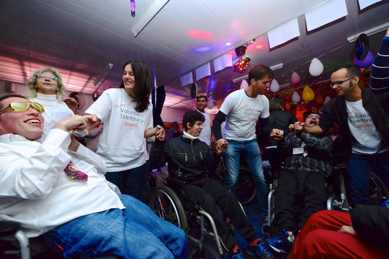 Quais são os benefícios da inclusão nas equipes?