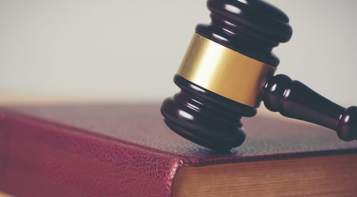 TST: Norma que prevê pagamento de salários após quinto dia útil é inválida