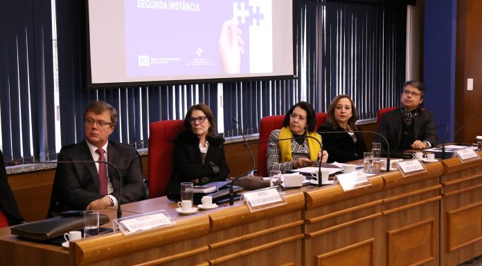 TRF4: Ministros do STJ falam no Tribunalsobre importância dos precedentes  (15/06/2018)