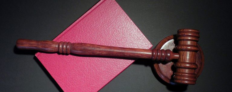 TRF4: Justiça garante prorrogação de salário maternidade a segurada que teve bebê prematuro (01/07/2021)