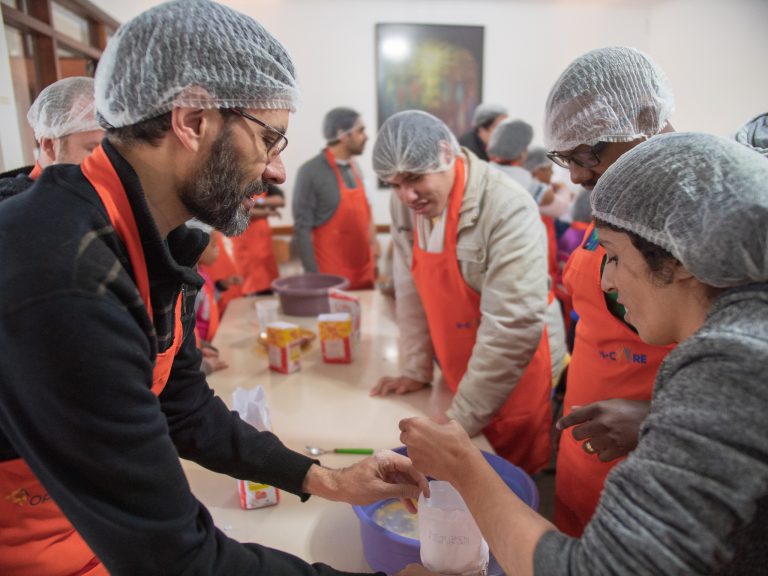 Conheça os benefícios do voluntariado para a saúde física e mental