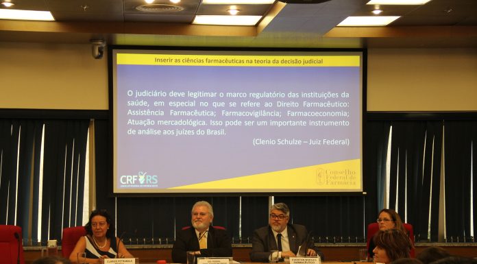 TRF4: Fornecimentos de materiais e de medicamentos via ações judiciais são tema de seminário no Tribunal (16/10/2018)