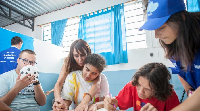 Voluntariado corporativo: o que é ser voluntário