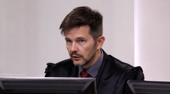 TRF4: Desembargador federal Leandro Paulsen recebe homenagem em Simpósio de Direito Tributário (30/11/2018)