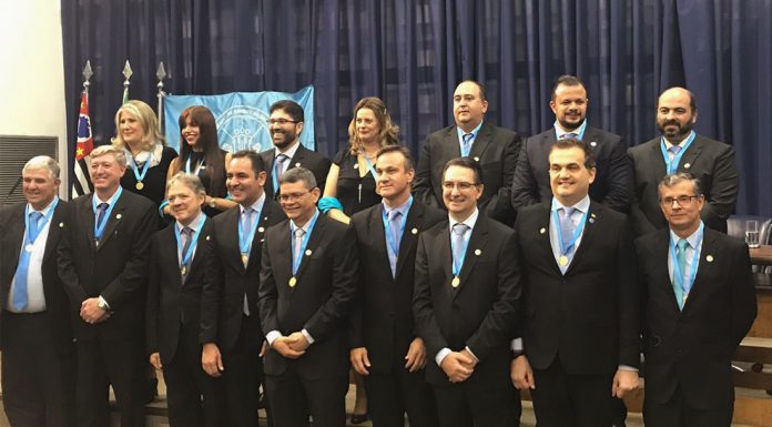 TRF4: Magistrados da 4ª Região tomam posse na Academia Brasileira de Direito da Seguridade Social (11/04/2019)