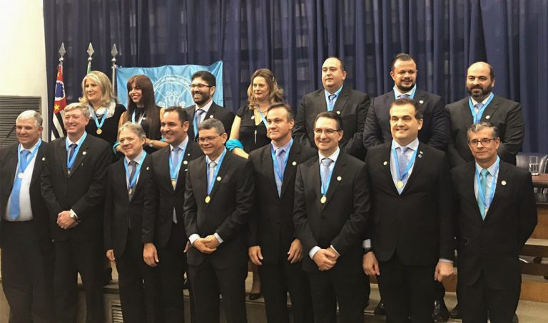 TRF4: Magistrados da 4ª Região tomam posse na Academia Brasileira de Direito da Seguridade Social (11/04/2019)