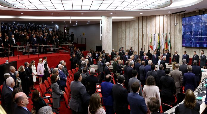 TRF4: Centenas de pessoas prestigiaram a posse da nova gestão do Tribunal (28/06/2019)