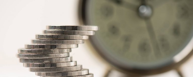 Para cálculo da renda inicial de previdência complementar, prevalecem regras da época da aposentadoria