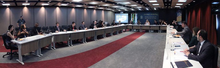 TRF4: Centro de Inteligência da JF atuará na prevenção e solução de conflitos judiciais (14/10/2019)