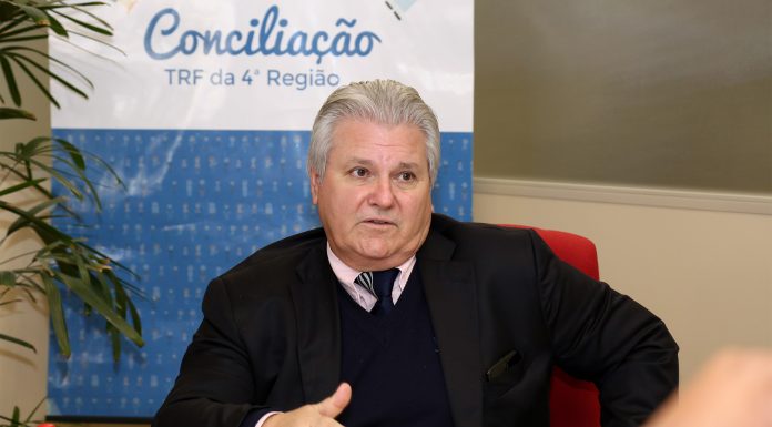 TRF4: Desembargador Jorge Maurique se aposenta (28/11/2019)