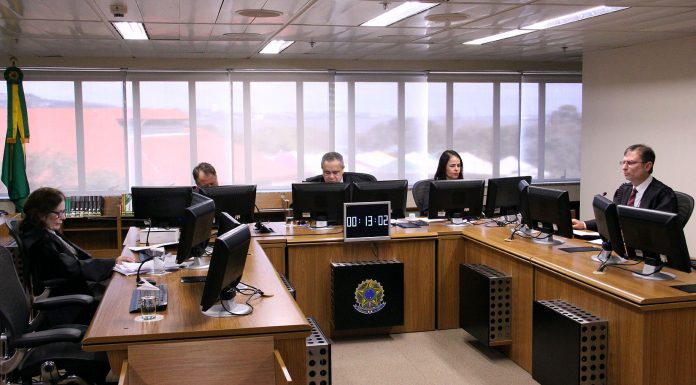 TRF4: Tribunal concede imunidade de contribuição ao PIS sobre a folha de pagamento para Fundação Pró-Renal (17/12/2019)