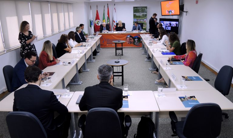 TRF4: Fórum Interinstitucional Previdenciário Regional realiza 6ª reunião (29/11/2019)