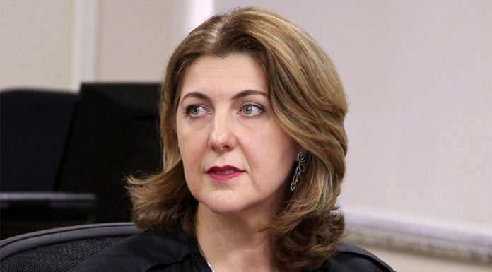 TRF4: Tribunal realiza segunda-feira solenidade virtual de posse da Juíza Federal Taís Schilling Ferraz como desembargadora (18/09/2020)