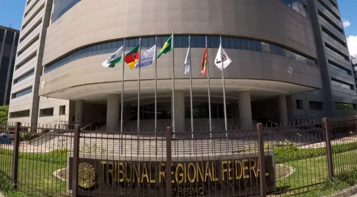 TRF4: TRU: Lei nº 8.213/91, que dispõe sobre Planos de Benefícios da Previdência Social, não prevê direito a “reaposentação” (10/09/2020)