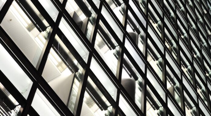 TST: Tribunal rejeita recurso de ator assinado por advogado sem procuração