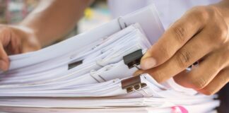 TST: Técnico de idiomas obtém direito a normas coletivas de professores