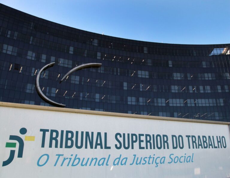 TST: Tribunal valida dispensa de empregado concursado em período de experiência