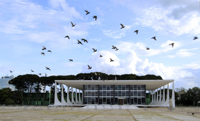TST: STF confirma que recreio e intervalo entre aulas integram jornada de trabalho de professores